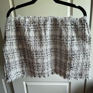 Black and white plaid skirt
